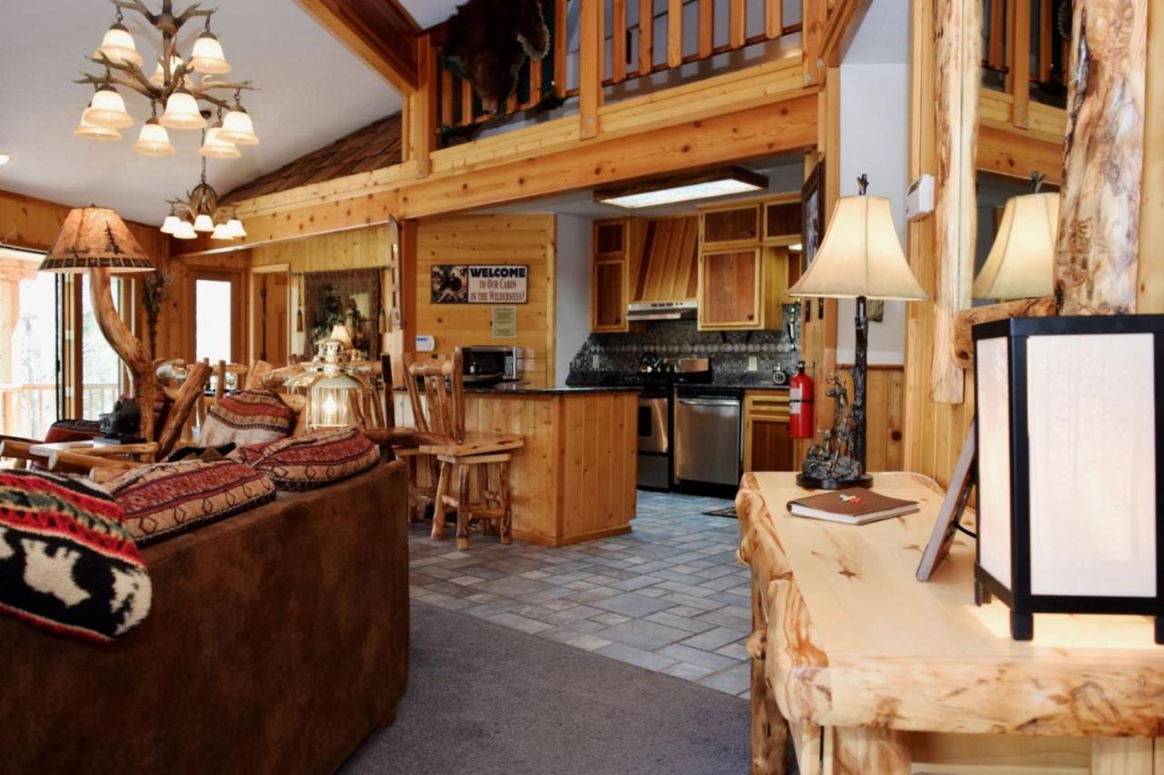 Вилла The Timber Crest Retreat Ред-Ривер Экстерьер фото
